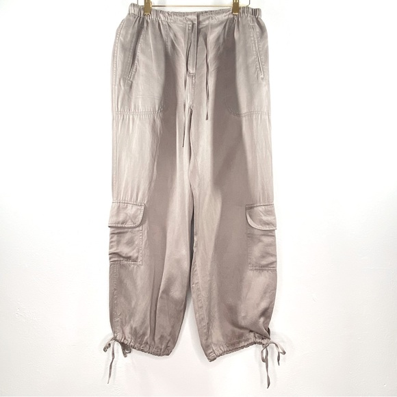 J. Jill Pants - J.Jill Silk Blend Cargo Joggers, Size 10p